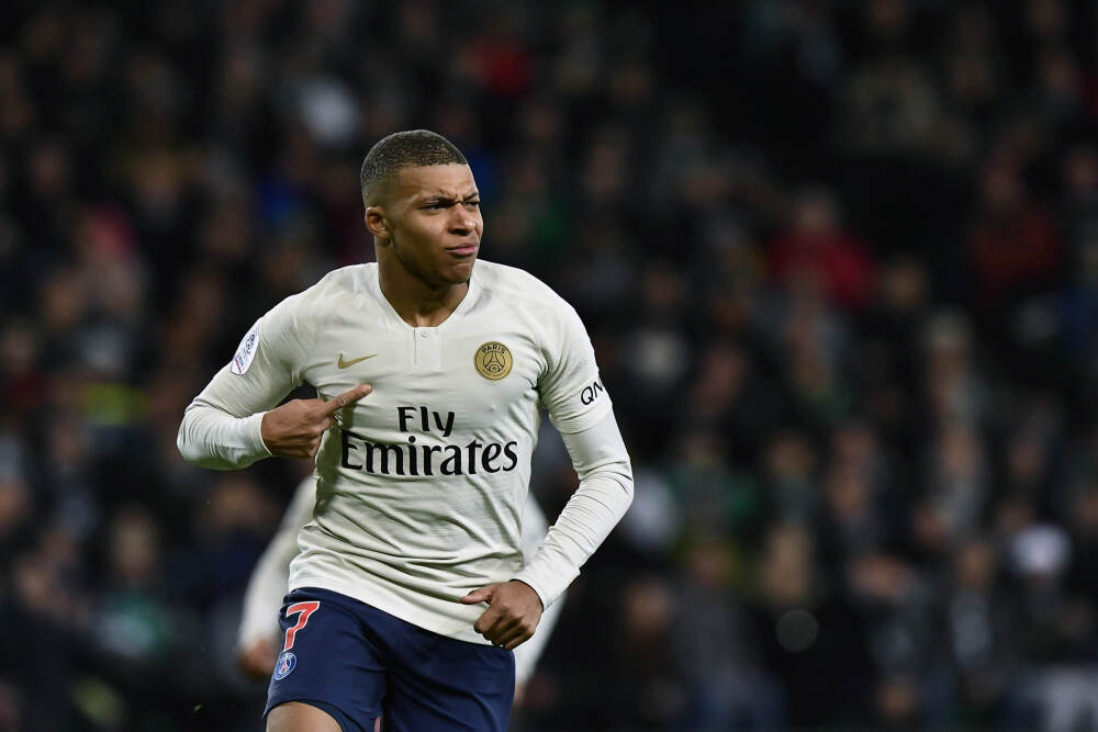 澳网第6比赛日赛程：中国组合挑战女双头号种子 萨巴伦卡等亮相